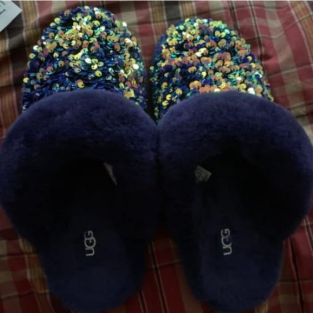 POPULAR UGG Scuffette II Sequin Shearling Slipper - Picture 10 of 12